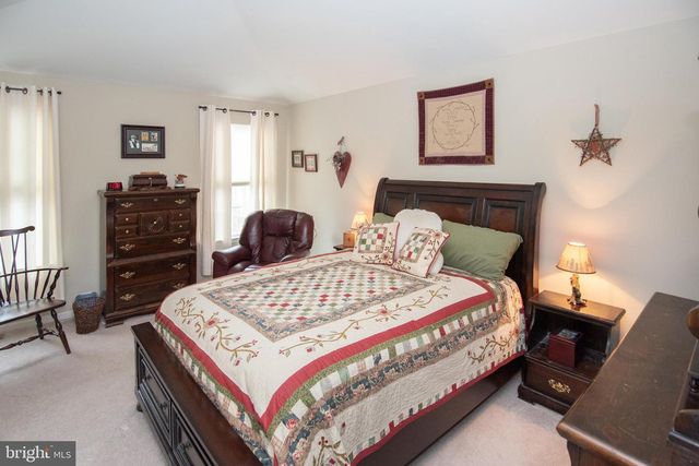 40 ROSY RIDGE CT, Telford, PA 18969