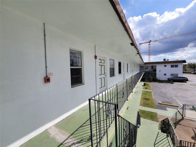 2219 Polk Street 9b, Hollywood, FL 33020