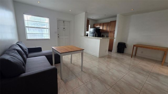 2219 Polk Street 9b, Hollywood, FL 33020