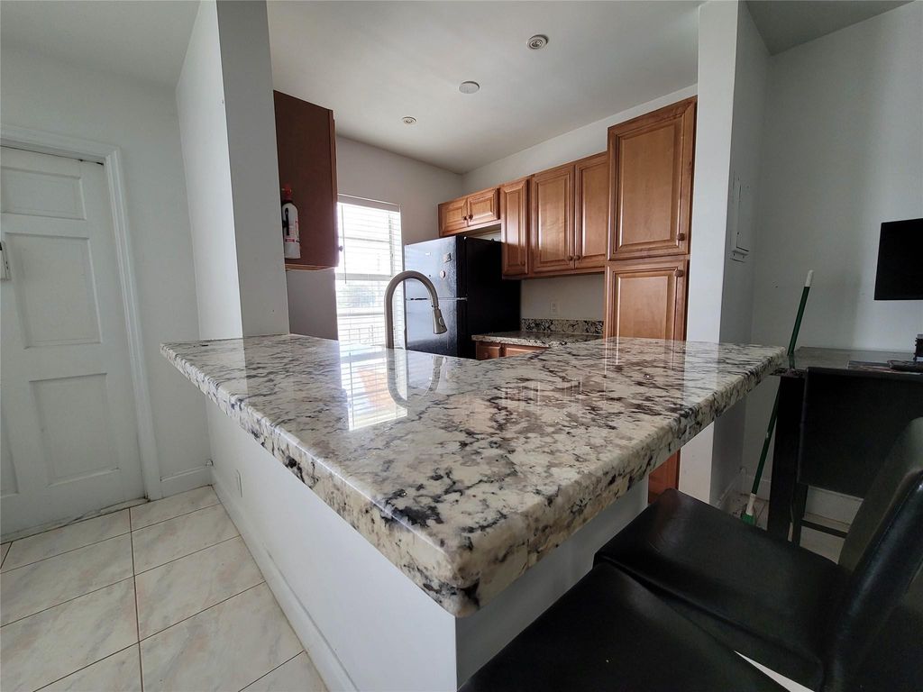 2219 Polk Street 9b, Hollywood, FL 33020