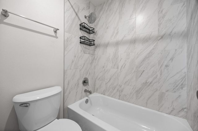 7312 E Ben White BLVD 10, Austin, TX 78741