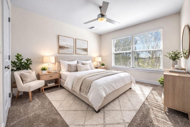 7312 E Ben White BLVD 10, Austin, TX 78741