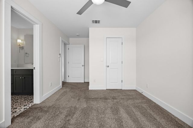 7312 E Ben White BLVD 10, Austin, TX 78741