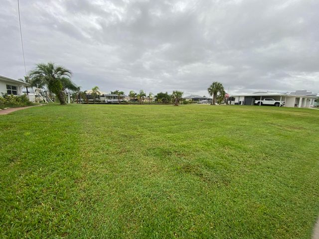 134 BANGSBERG Road SE, Port Charlotte, FL 33952