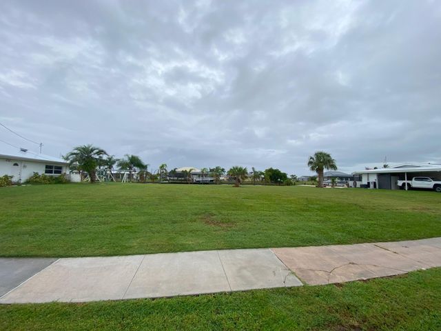 134 BANGSBERG Road SE, Port Charlotte, FL 33952