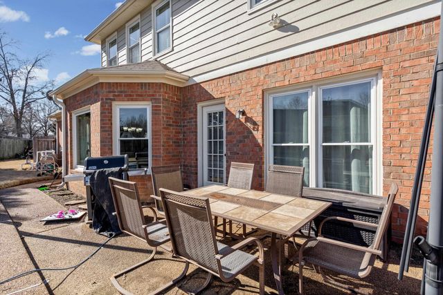 383 NOLLEY DR E, Collierville, TN 38017