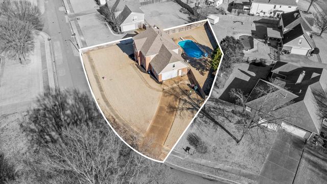 383 NOLLEY DR E, Collierville, TN 38017