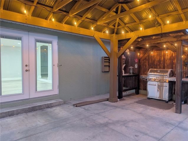 2070 DATURA STREET, Sarasota, FL 34239