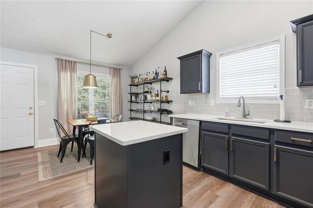 4155 McEver Park Dr, Acworth, GA 30101