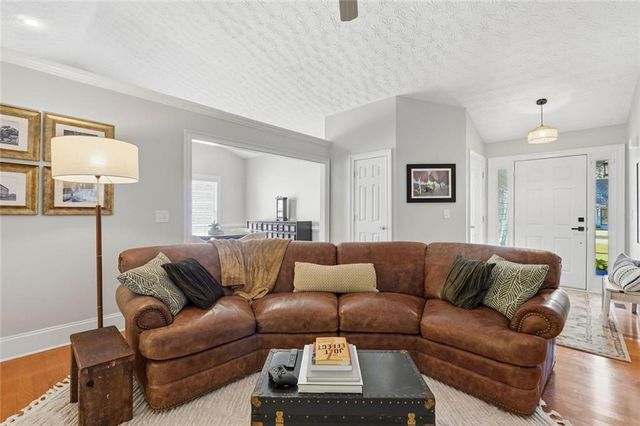 4155 McEver Park Dr, Acworth, GA 30101
