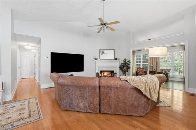 4155 McEver Park Dr, Acworth, GA 30101