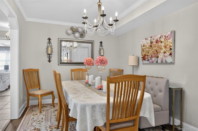 1 Atlantic Avenue Apt 35, Farmingdale, NY 11735