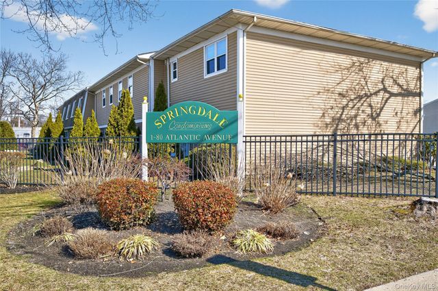 1 Atlantic Avenue Apt 35, Farmingdale, NY 11735