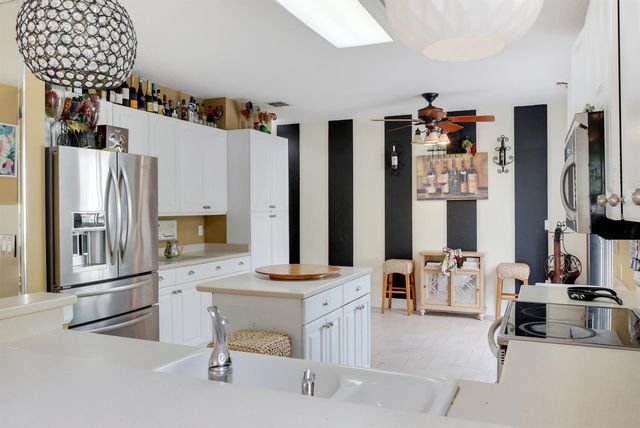 2070 Chagall Circle, West Palm Beach, FL 33409