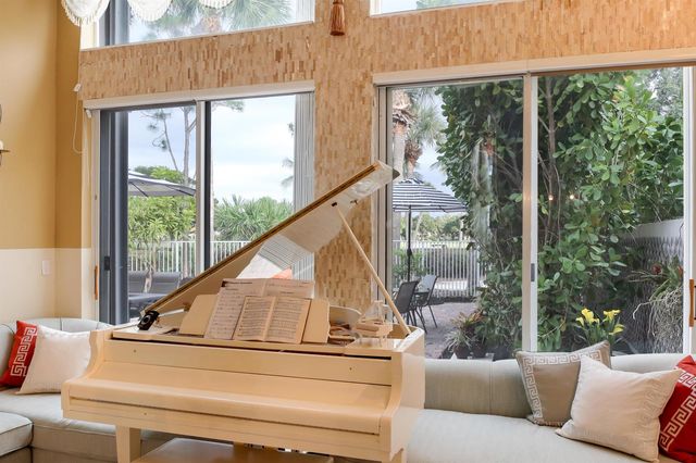 2070 Chagall Circle, West Palm Beach, FL 33409
