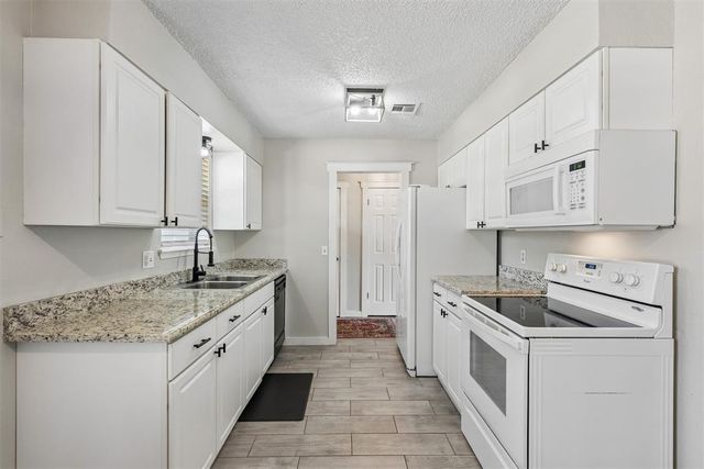 14299 NE 5th Street, Choctaw, OK 73020