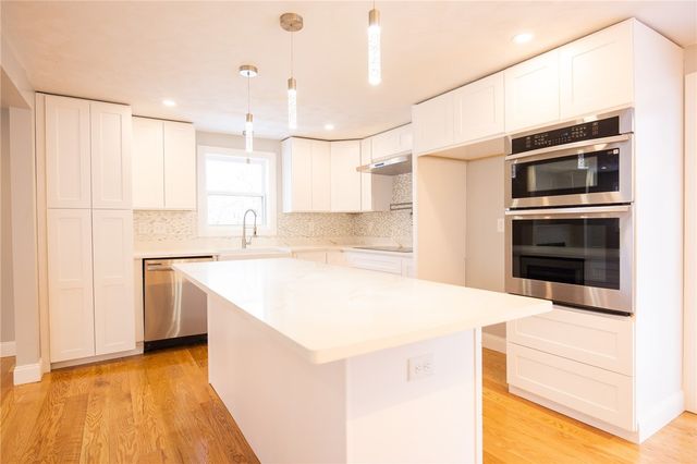 63 Bishop Hill Road, Johnston, RI 02919