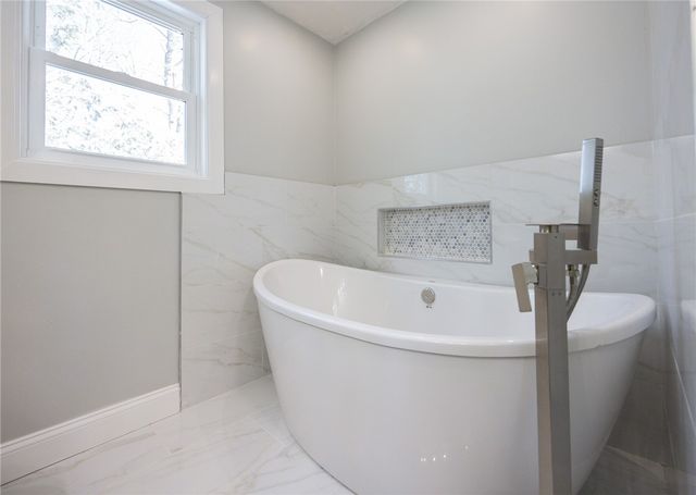 63 Bishop Hill Road, Johnston, RI 02919