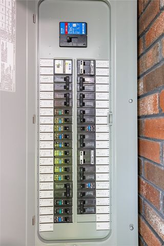 63 Bishop Hill Road, Johnston, RI 02919