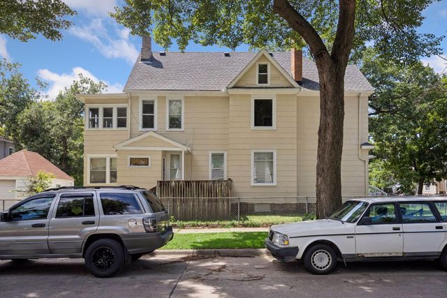 958 26th Avenue NE, Minneapolis, MN 55418