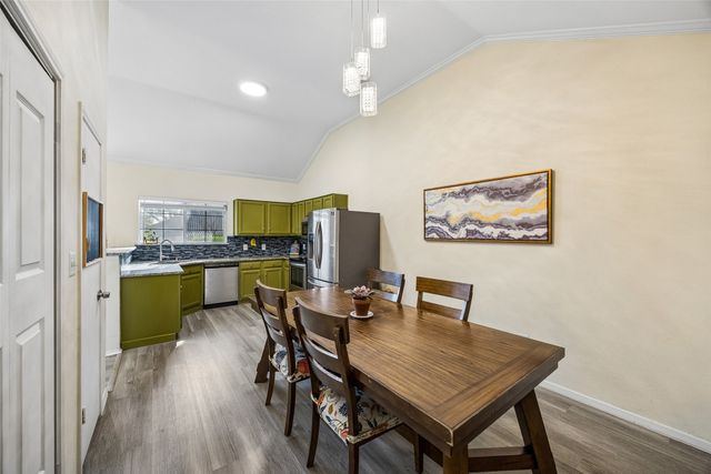 702 Cresent Drive, Desoto, TX 75115