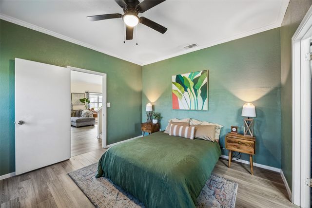 702 Cresent Drive, Desoto, TX 75115