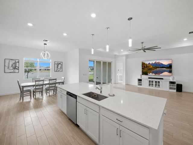 13901 SE Riversway Street, Port St. Lucie, FL 34984