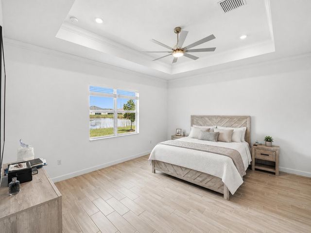13901 SE Riversway Street, Port St. Lucie, FL 34984