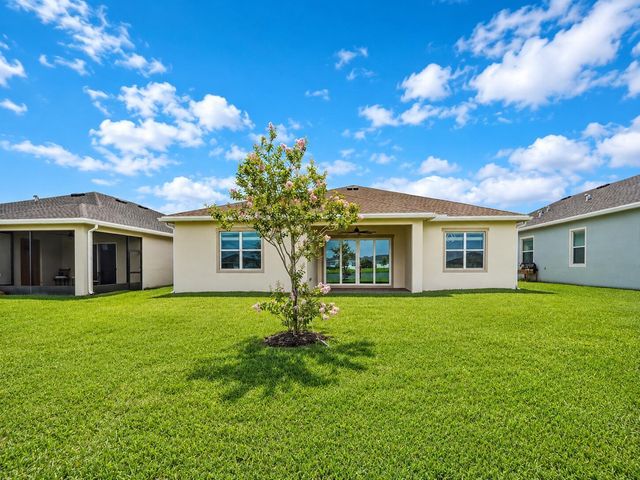 13901 SE Riversway Street, Port St. Lucie, FL 34984