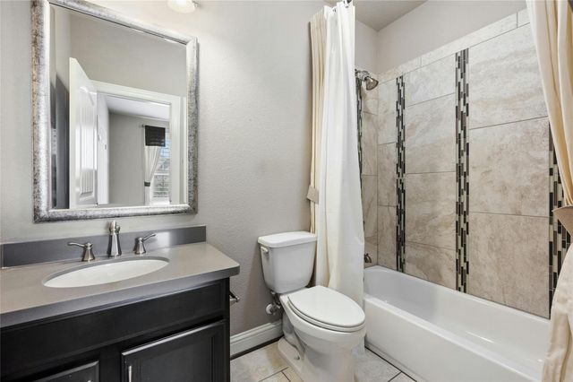 8501 High Summit LN, Austin, TX 78737