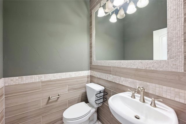 8501 High Summit LN, Austin, TX 78737