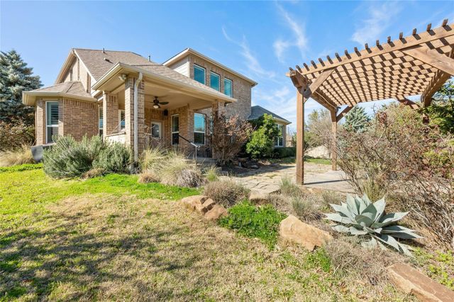 8501 High Summit LN, Austin, TX 78737