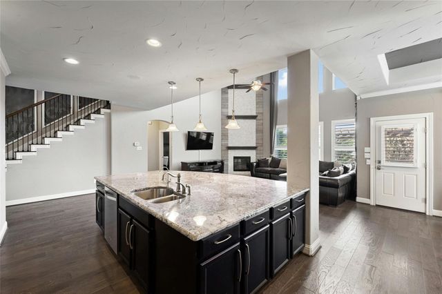 8501 High Summit LN, Austin, TX 78737