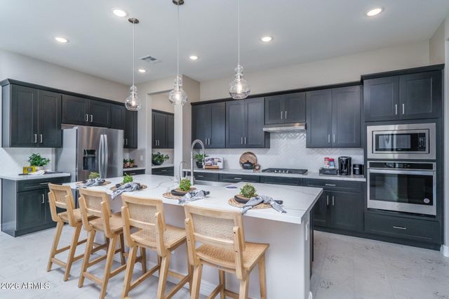 18618 W Cathedral Rock Drive, Goodyear, AZ 85338