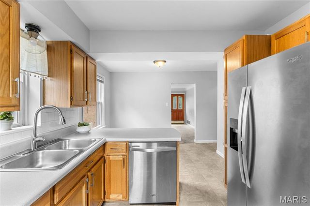 6273 Hoffman Avenue, St Louis, MO 63139