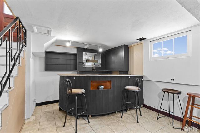 6273 Hoffman Avenue, St Louis, MO 63139