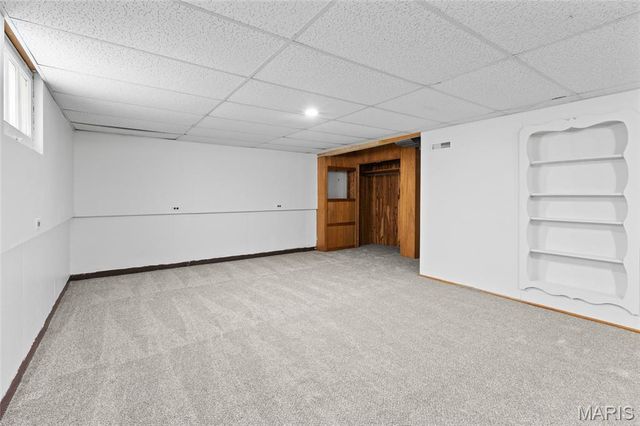 6273 Hoffman Avenue, St Louis, MO 63139