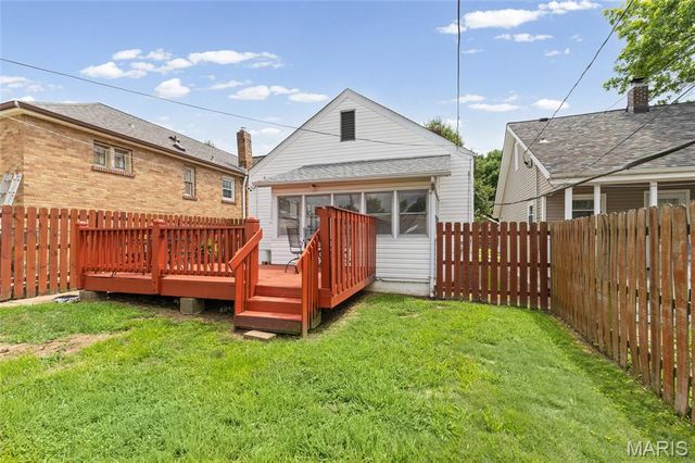 6273 Hoffman Avenue, St Louis, MO 63139