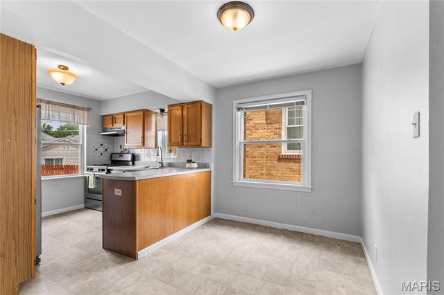 6273 Hoffman Avenue, St Louis, MO 63139