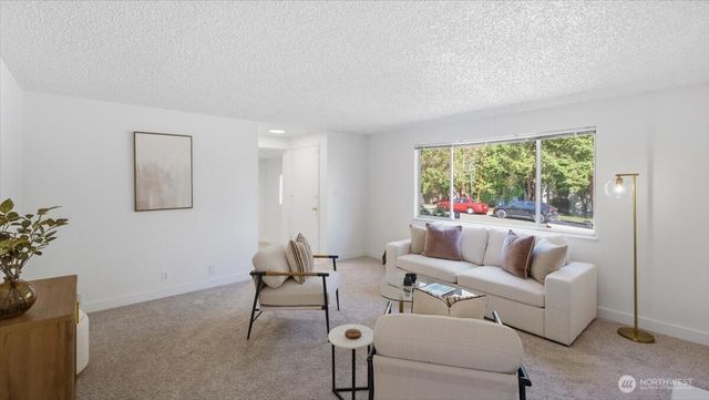 20926 74th Avenue W, Edmonds, WA 98026