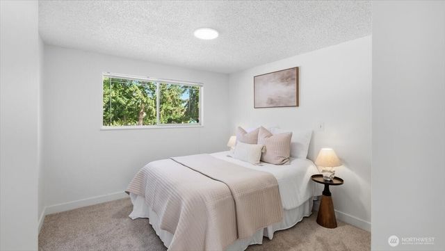 20926 74th Avenue W, Edmonds, WA 98026