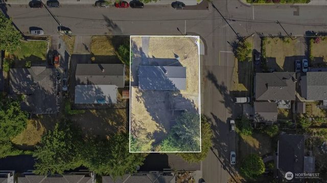 20926 74th Avenue W, Edmonds, WA 98026