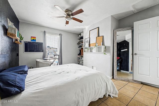 8730 W EARLL Drive, Phoenix, AZ 85037