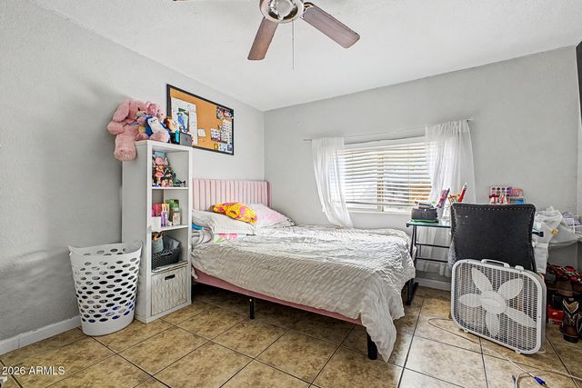 8730 W EARLL Drive, Phoenix, AZ 85037