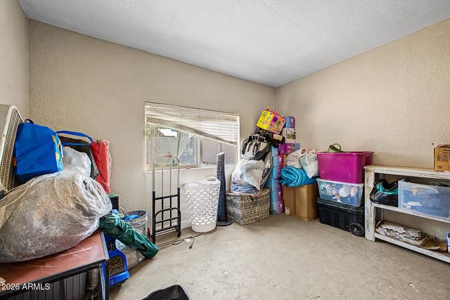 8730 W EARLL Drive, Phoenix, AZ 85037