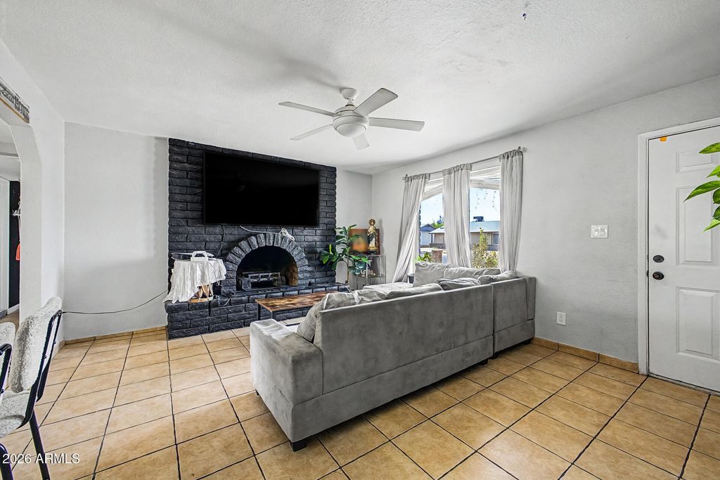 8730 W EARLL Drive, Phoenix, AZ 85037 — photo 4