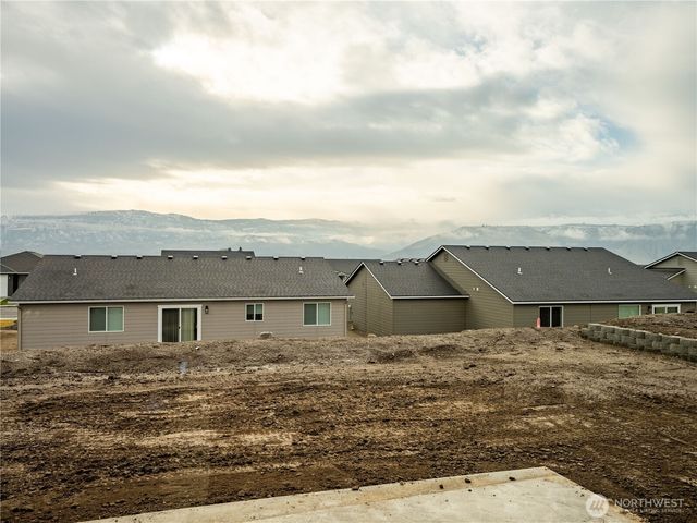 2400 2nd Street SE, East Wenatchee, WA 98802