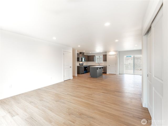 2400 2nd Street SE, East Wenatchee, WA 98802