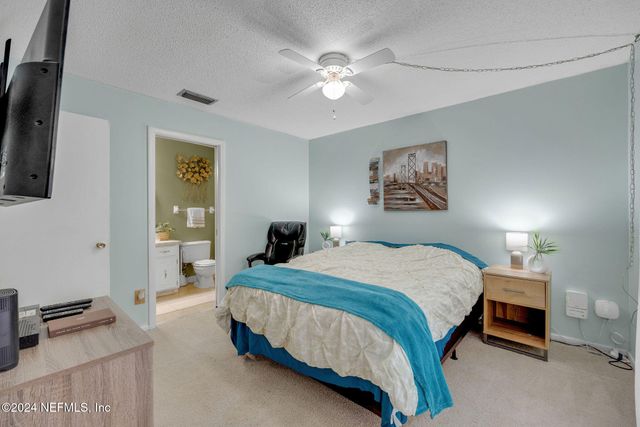 1 FARRINGTON Lane, Palm Coast, FL 32137