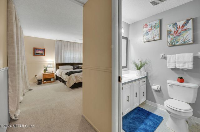 1 FARRINGTON Lane, Palm Coast, FL 32137